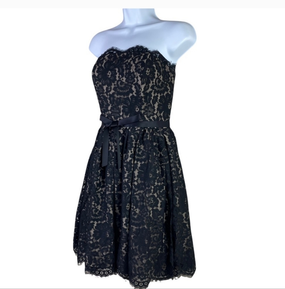 NEIMAN MARCUS Robert Rodriguez size 2 dress